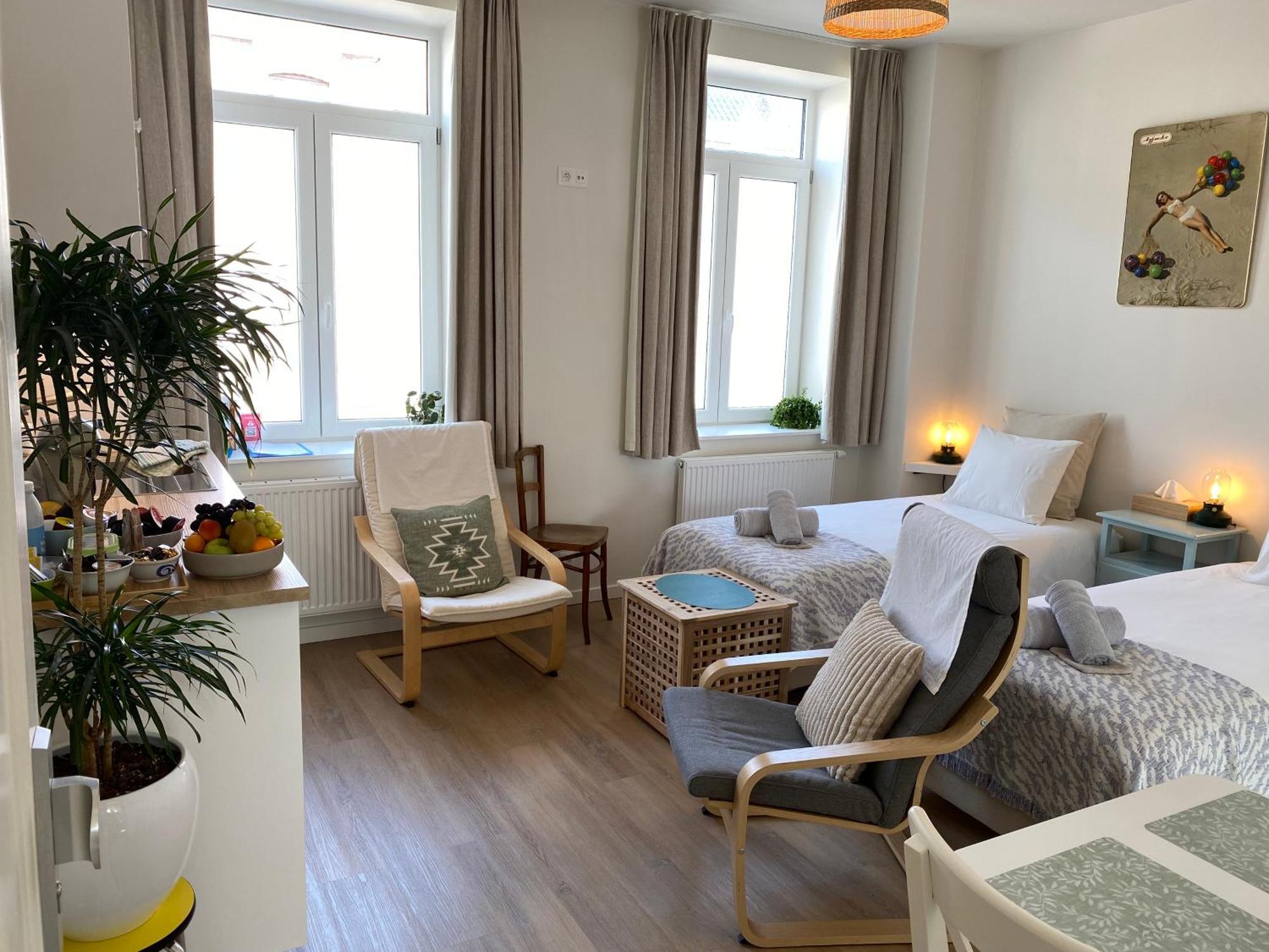 Logies-M Comfort Studios Inc Bikes B&B Ostenda Esterno foto